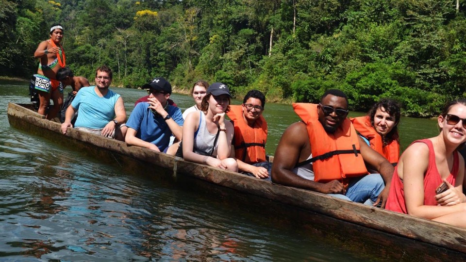 Students visit Panama for sustainability project