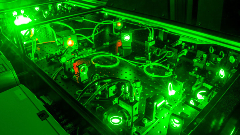 'Optical rocket' created with intense laser light 