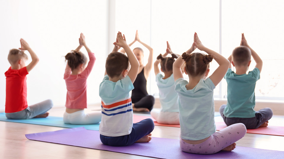 Lecture to examine yoga, mindfulness programs in public schools
