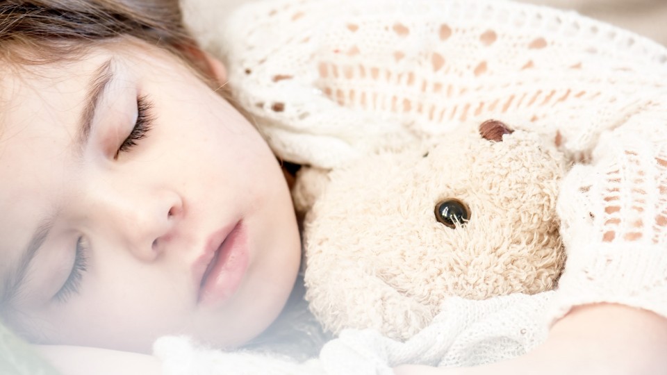 Study finds link between kids’ sleep habits, mental health