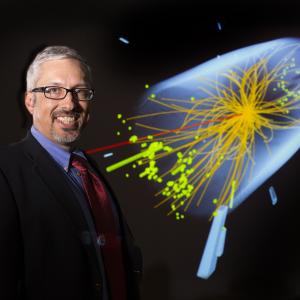 Dominguez named to physics panel