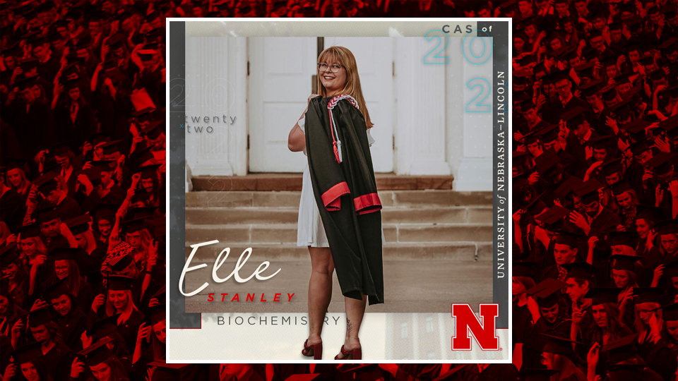 Go Big Grad: Elle Stanley