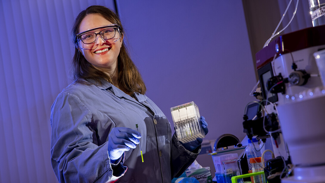 Catherine Eichhorn in a lab