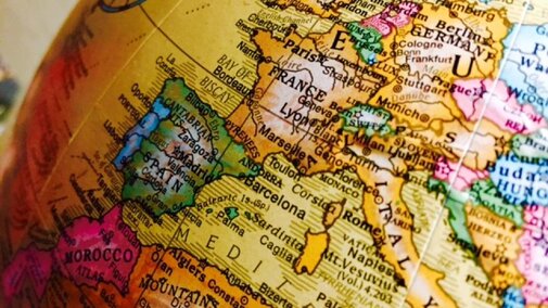 Globe