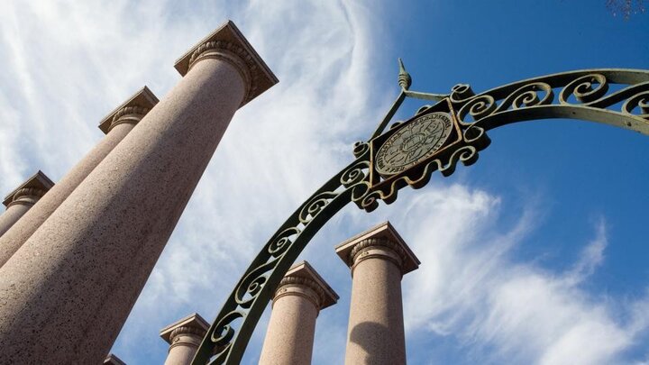 Seal columns